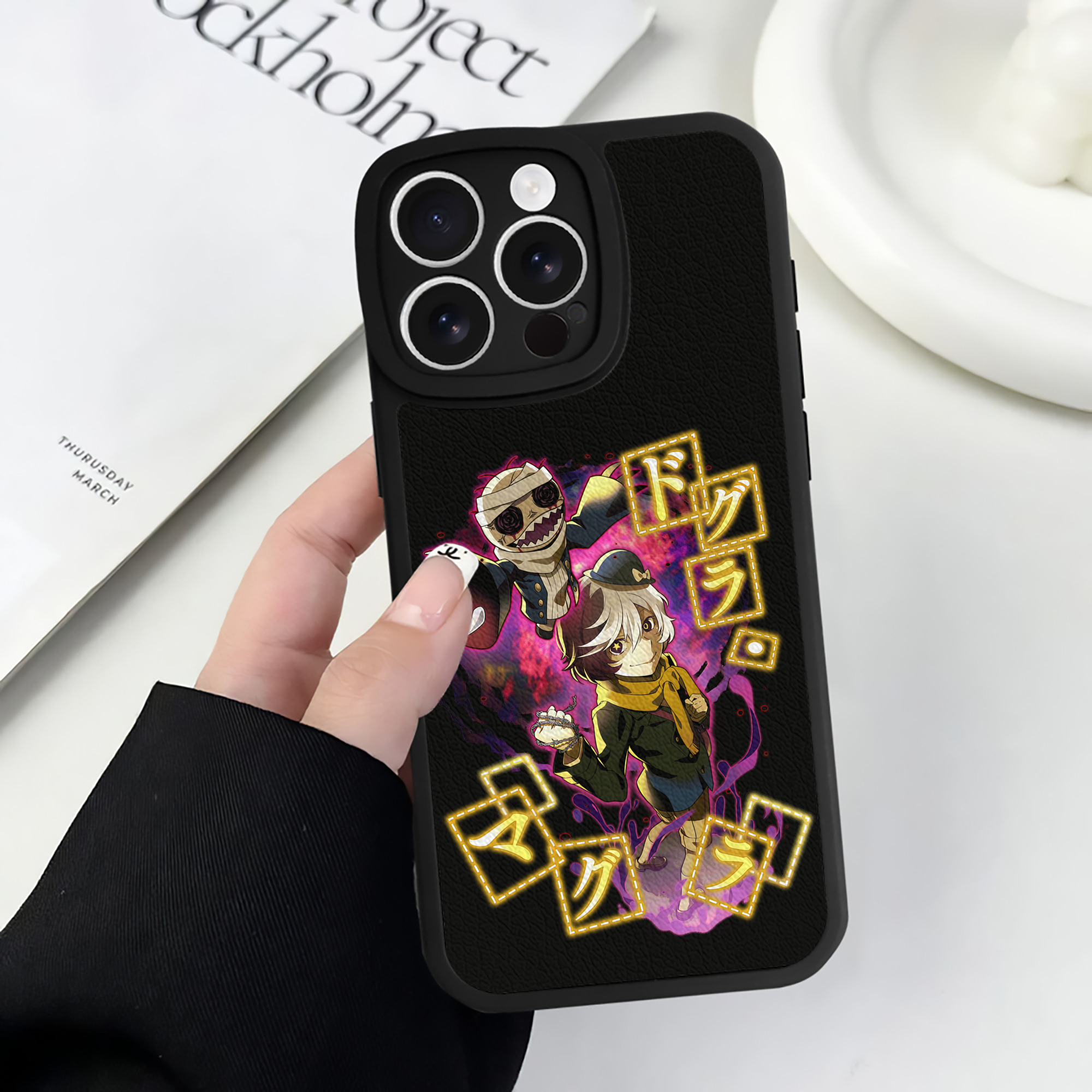 （画像用） 文豪ストレイドッグス Bungo Stray Dogs 【iPhone 16シリーズ対応】シリコンスマホケース（レザー調） 材質：シリコン